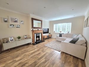 Photo 17- click for photo gallery